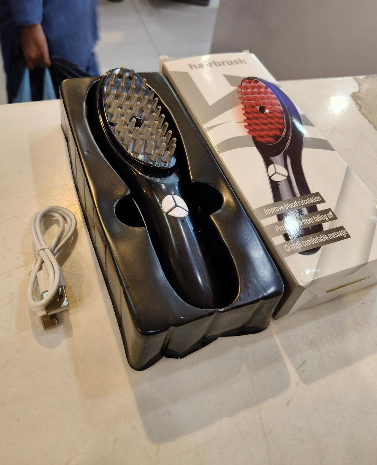 Electric 3D Scalp Massage Comb with Steam Spray & Red Blue Light Therapy